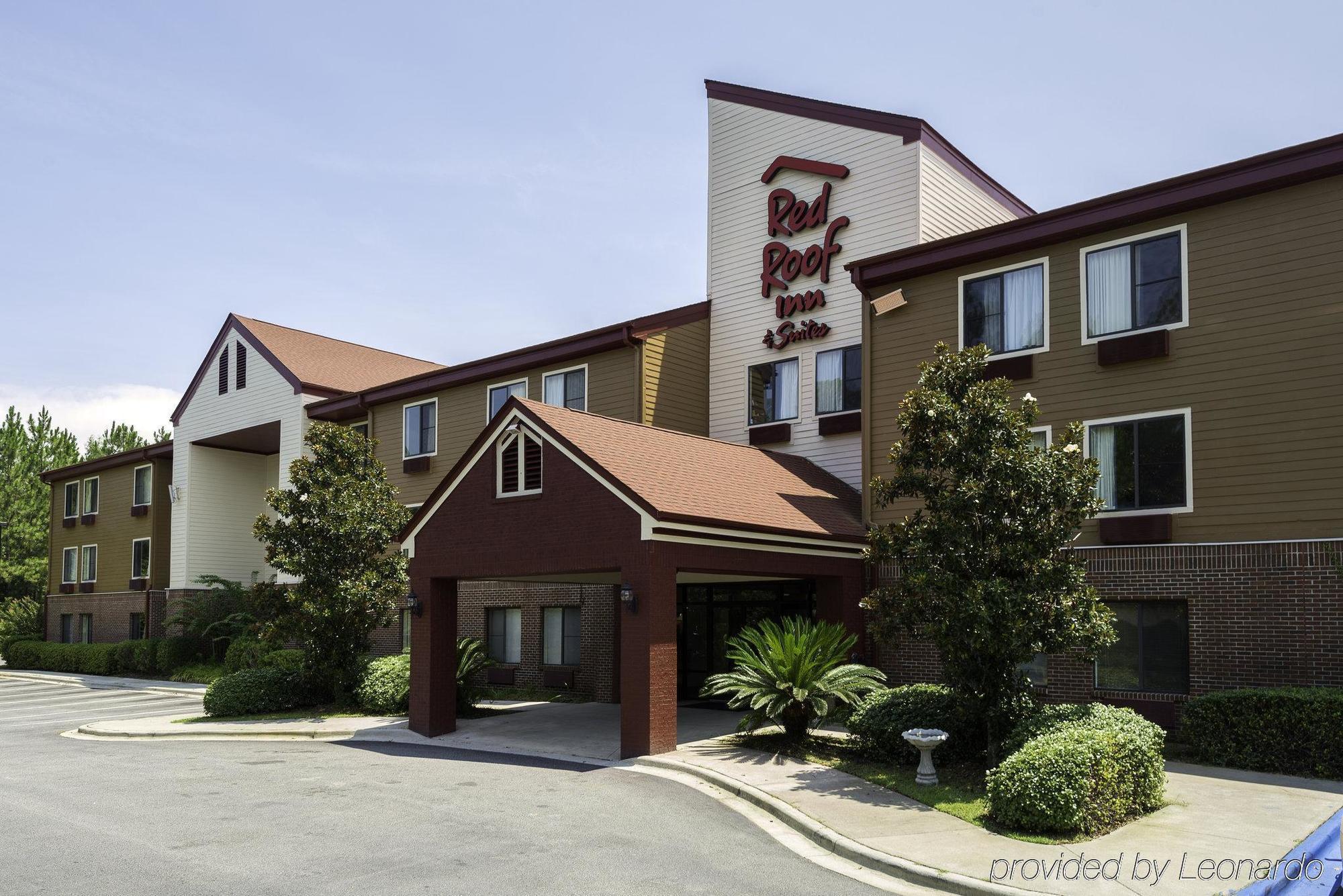 Red Roof Inn & Suites Savannah Airport Пуулър Екстериор снимка