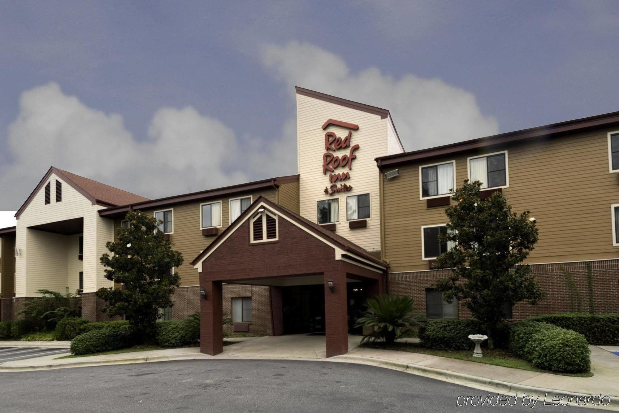 Red Roof Inn & Suites Savannah Airport Пуулър Екстериор снимка